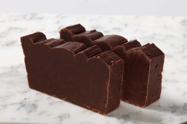 Fudge - Slices – Front Label - double-chocolate