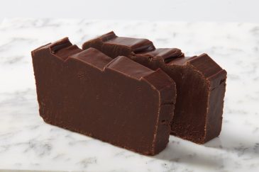 Fudge - Slices – Front Label - triple-chocolate