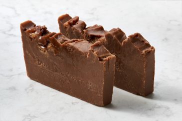 Fudge - Boxed – Front Label - salted-chocolate-caramel